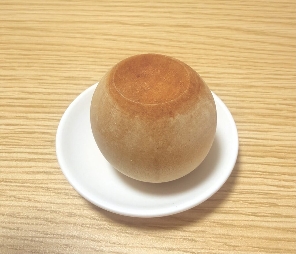 100均の皿+100均のアロマディッシュ